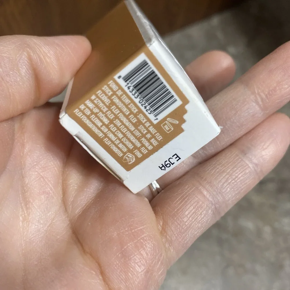 Milk Makeup Flex Foundation Stick 10g / 0.35oz Full Size Sealed ( Amber )‎